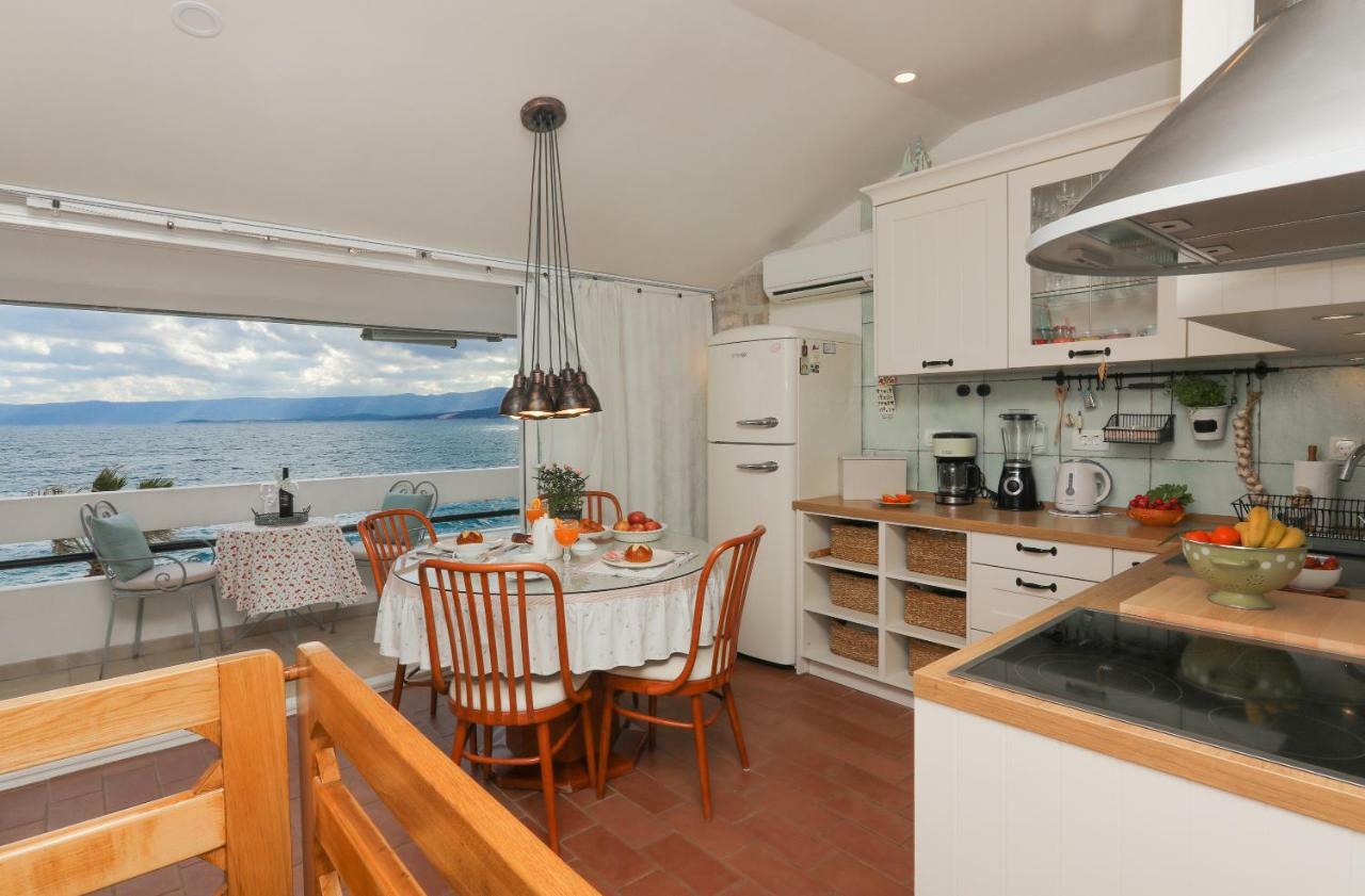 Amazing Waterfront Apartments ボル エクステリア 写真
